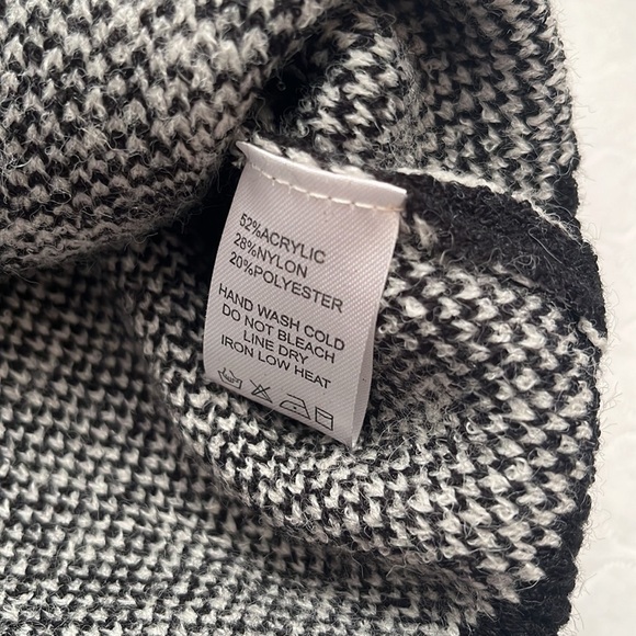 SIX FIFTY black lightning bolt crew neck acrylic blend sweater M/L - Picture 9 of 9